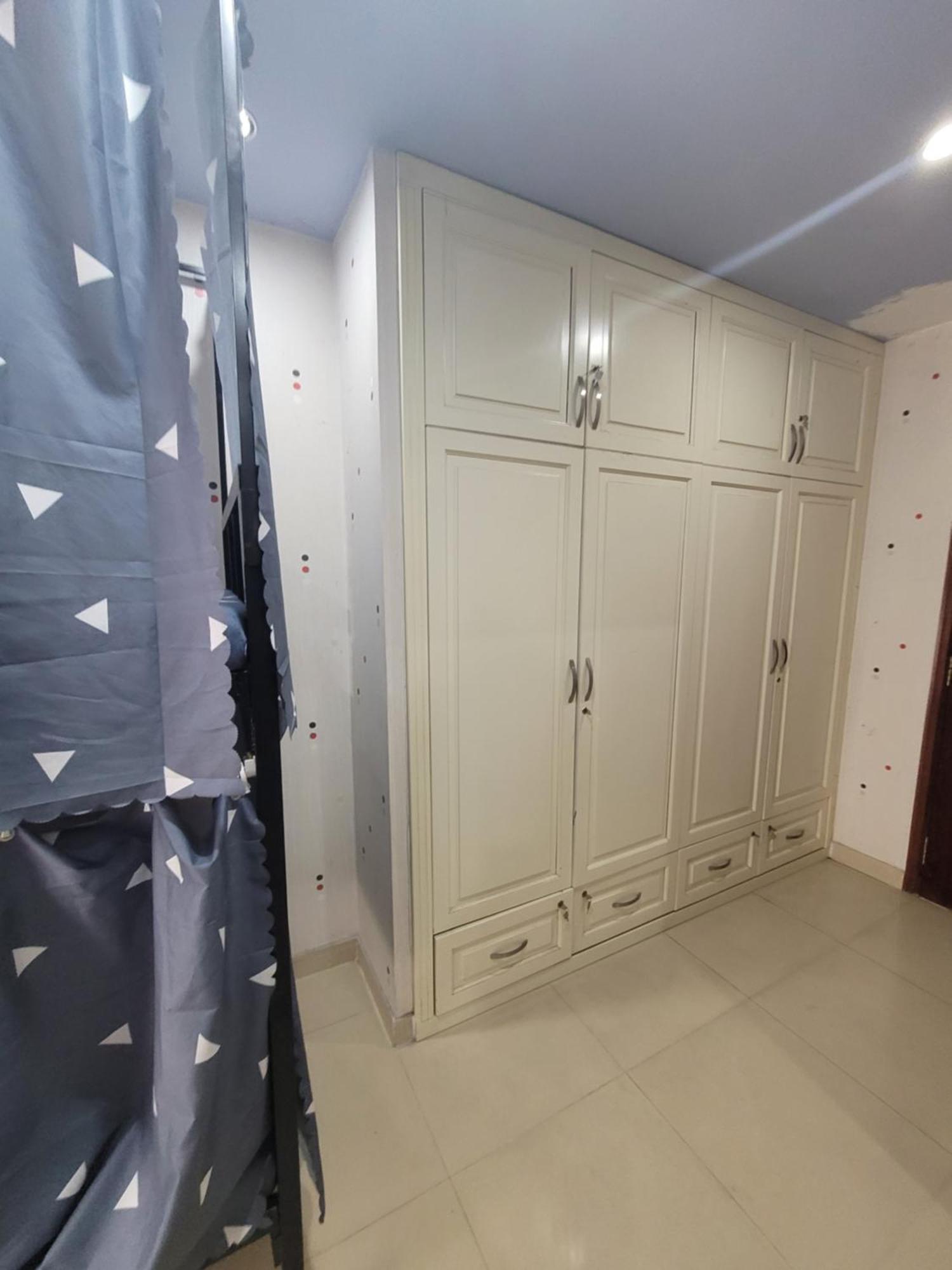 Проживание в семье Sen Alley *